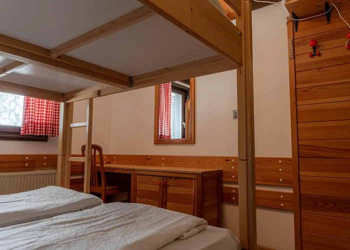 Nočitev z zajtrkom Old House - Krvavec Cerklje na Gorenjskem